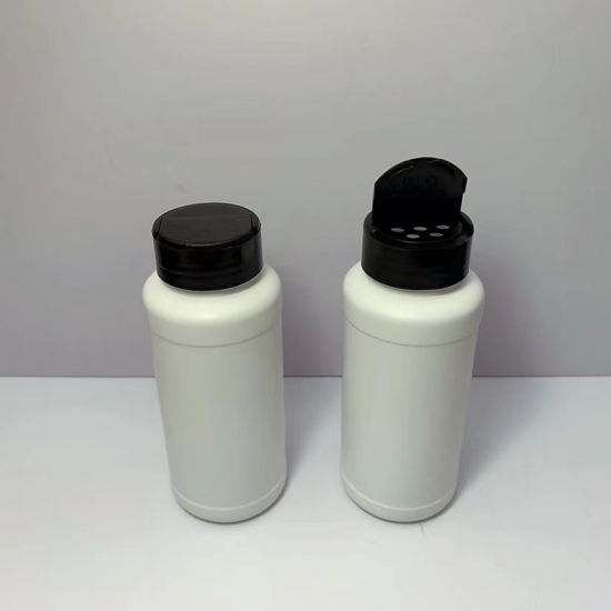 Botellas de plástico en polvo